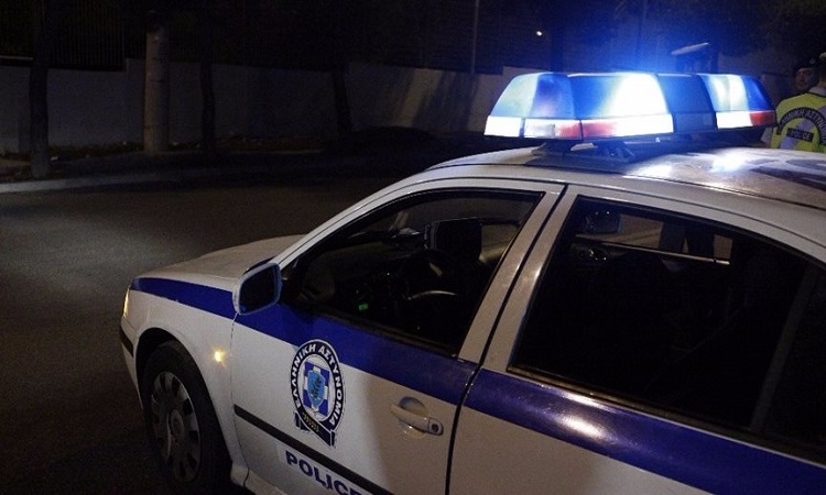 Ένοπλος πήρε ομήρους υπαλλήλους σούπερ μάρκετ στην Ελλάδα