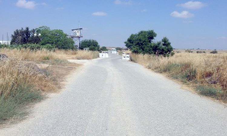 Δημοσίευμα της τουρκοκυπριακής Κίπρις κάνει λόγo για κώλυμα του στο δρόμο για το άνοιγμα του οδοφράγματος Δερύνειας