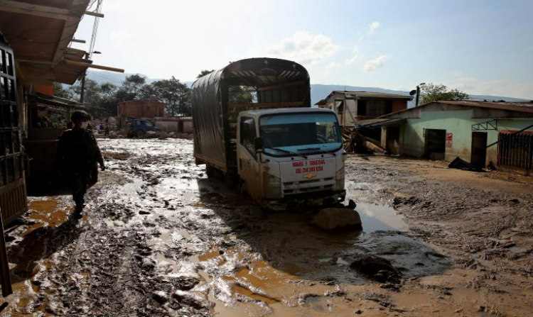 Νεκροί και αγνοούμενοι από νέα κατολίσθηση λάσπης στην Κολομβία