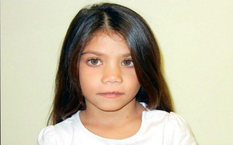 Αυτό το αγγελούδι ψάχνει τους βιολογικούς γονείς της! Είναι 6 χρονών και την φωνάζουν Νικολέτα