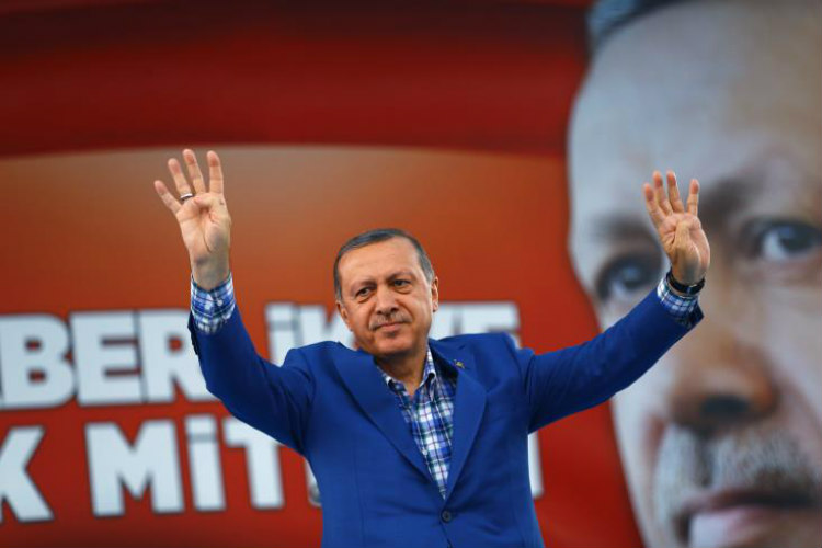 Ερντογάν: Η επαναφορά της θανατικής ποινής θα εξεταστεί από την Εθνοσυνέλευση