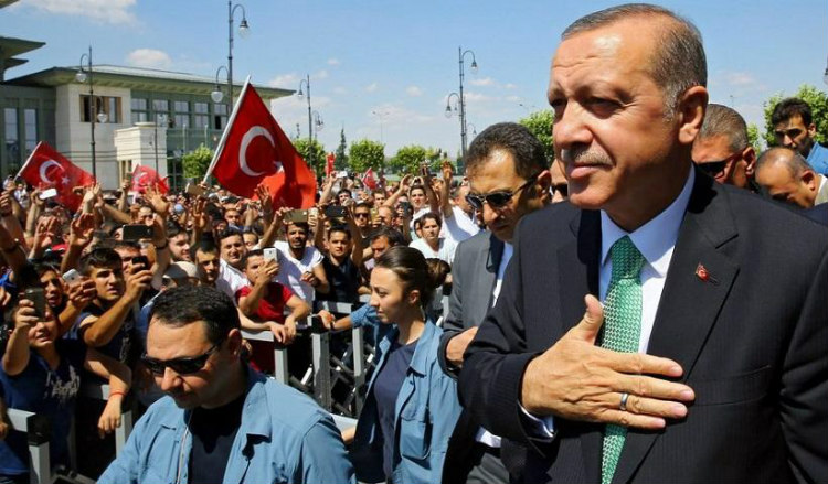 Δημοψήφισμα-Τουρκία: Τα πρώτα αποτελέσματα δείχνουν θρίαμβο του Ερντογάν - Με 63% μπροστά το «Ναι»