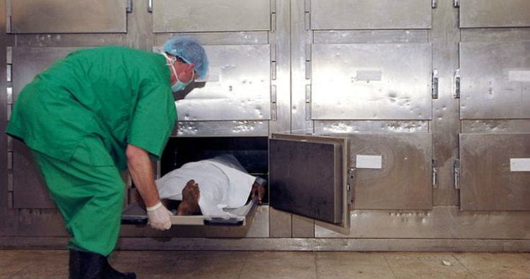 Απίστευτη γκάφα: 28χρονος πέρασε δύο μέρες σε ψυγείο νεκροτομείου ενώ ήταν ζωντανός