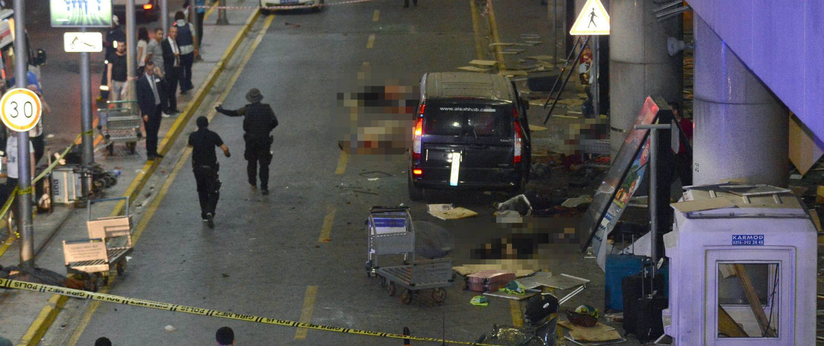 TOYΡΚΙΑ: Βομβιστές αυτοκτονίας σκόρπισαν το θάνατο! Τουλάχιστον 28 οι νεκροί, δεκάδες οι τραυματίες