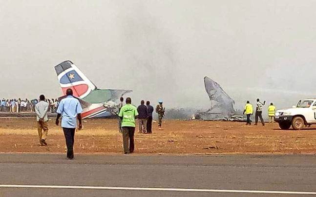 Είχαν Άγιο! Αεροσκάφος συνετρίβη στο Νότιο Σουδάν, 37 τραυματίες αλλά κανείς νεκρός σύμφωνα με αρχές