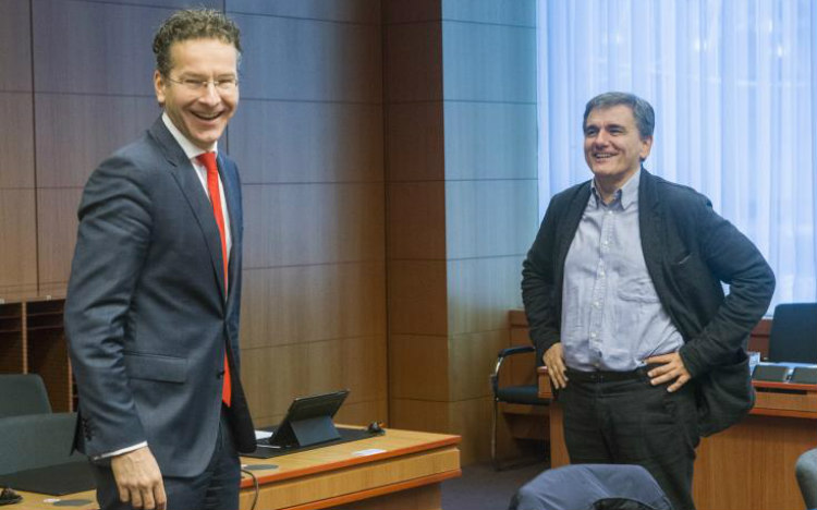Θα υπάρξει συμφωνία που θα περιλαμβάνει και το Ελληνικό χρέος, δηλώνει στο Spiegel ο Τσακαλώτος