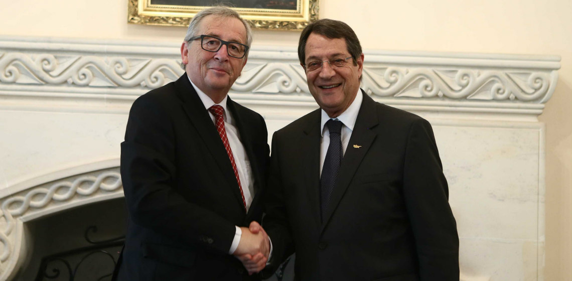 Αποφασιστικότητα για λύση του Κυπριακού εξέφρασε σε Γιούνκερ και Τουσκ ο Πρόεδρος Αναστασιάδης