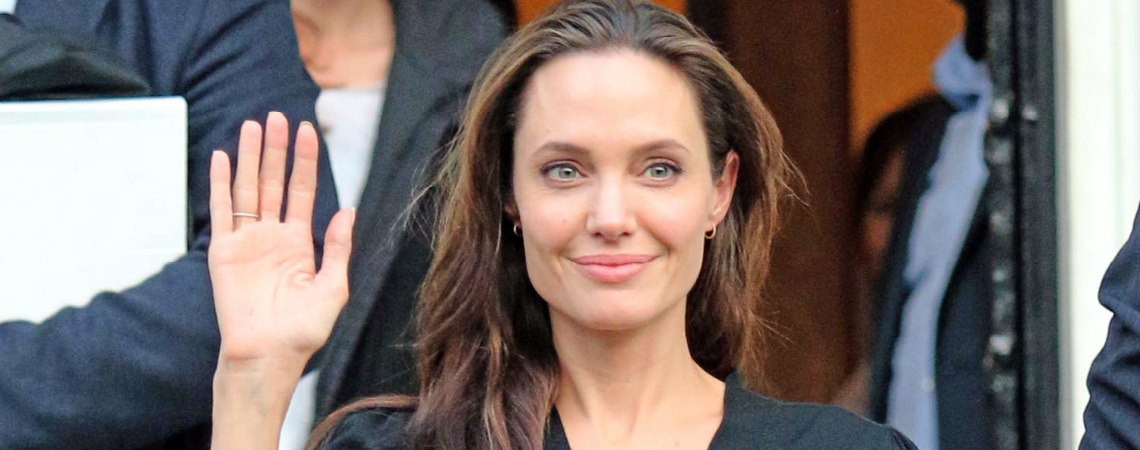 «Σπάει» την σιωπή της η Αngelina Jolie: Οι πρώτες δηλώσεις για το διαζύγιο από τον Pitt
