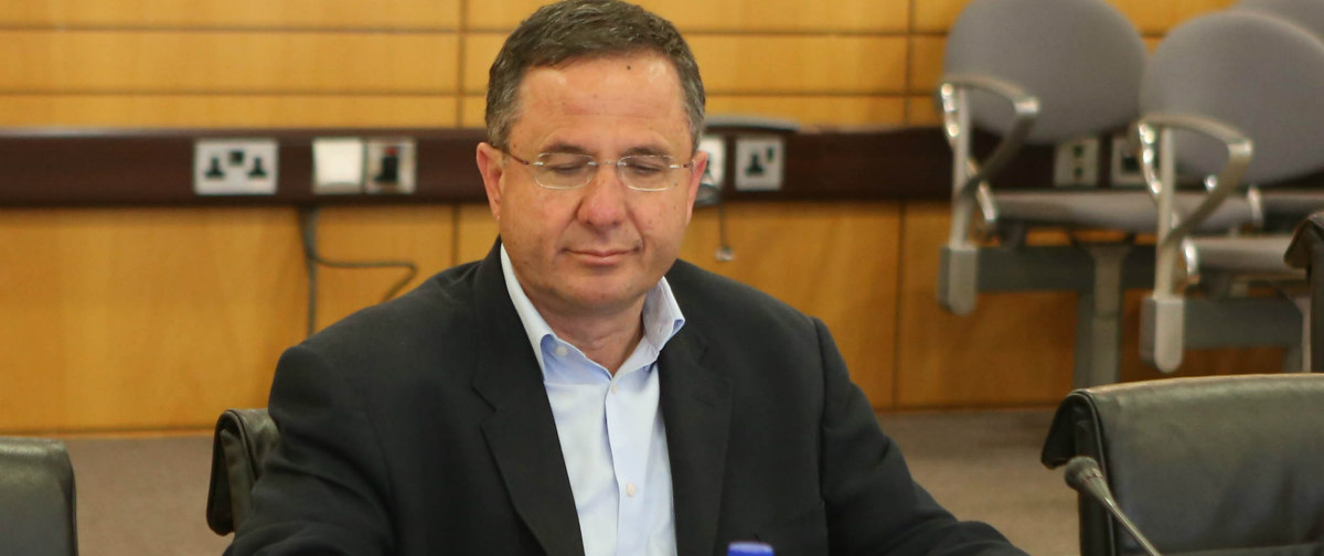 Υποβάλλει υποψηφιότητα για Πρόεδρος της Βουλής ο Γιώργος Περδίκης