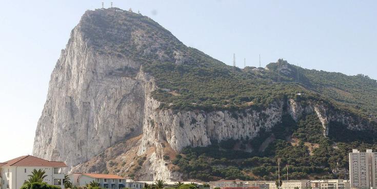 Πολεμικά σκάφη Ισπανίας-Βρετανίας σε περιστατικό έντασης ανοιχτά του Γιβραλτάρ