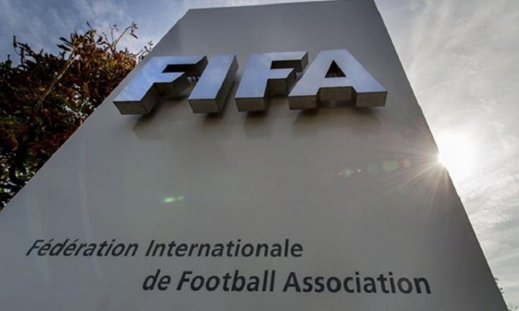 Αποσύρει τις κατηγορίες για Πλατινί η Επιτροπή Ηθικής της FIFA