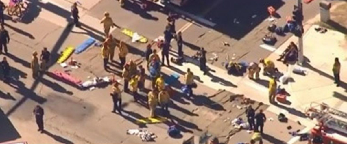 Μακελειό στην Καλιφόρνια: Πληροφορίες για τουλάχιστον 12 νεκρούς και δεκάδες τραυματίες