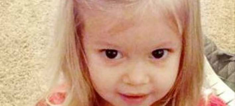 «Μαύρα» Χριστούγεννα: Κοριτσάκι 2 ετών κατάπιε μπαταρία λιθίου και πέθανε