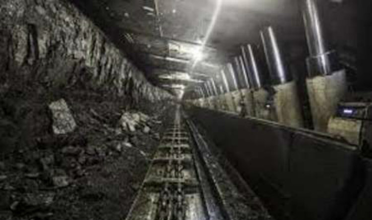 Ιράν: Τουλάχιστον 90 ανθρακωρύχοι παγιδευμένοι μετά από έκρηξη σε ορυχείο
