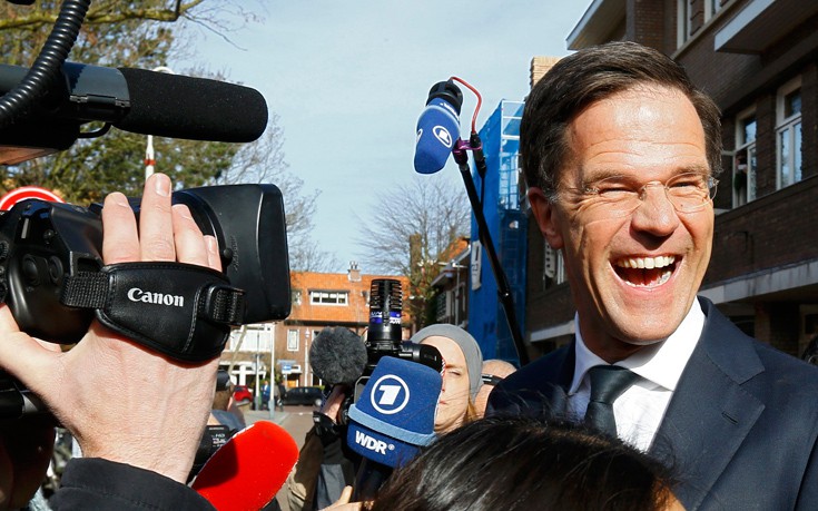 Oλλανδία: Μεγάλο προβάδισμα για το κόμμα του Μαρκ Ρούτε δίνουν τα exit polls