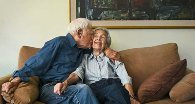 Παντρεμένο ζευγάρι εδώ και 78 χρόνια αποκαλύπτει τα μυστικά για πετυχημένο γάμο