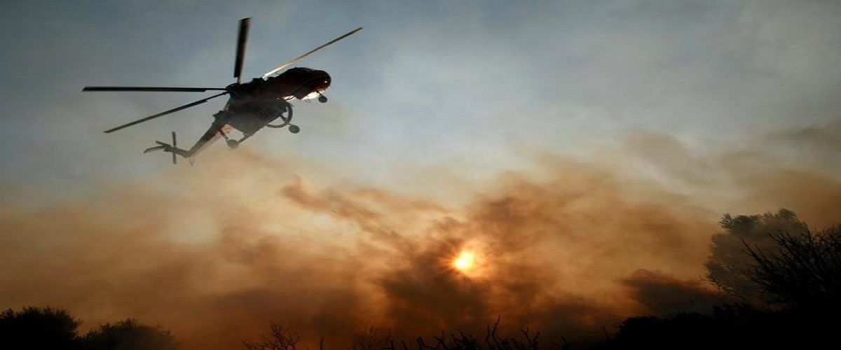 ΣΥΜΒΑΙΝΕΙ ΤΩΡΑ: Τεράστια πυρκαγιά σε δύσβατη περιοχή- Καθοδόν τα ελικόπτερα