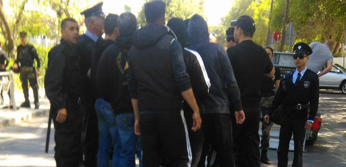 Παράταξη αναλαμβάνει την ευθύνη για την φραστική επίθεση στον Κυπριανού – «Η Αστυνομία μας περικύκλωσε για να προστατεύσει τους βουλευτές» - ΦΩΤΟΓΡΑΦΙΕΣ