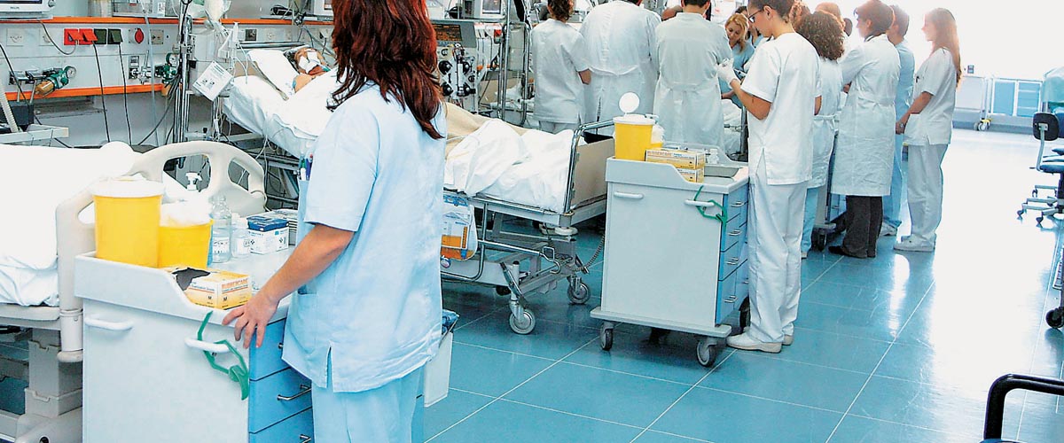 Ένταλμα σύλληψης σε βάρος Κύπριου νοσηλευτή – Έστελνε απειλητικά μηνύματα