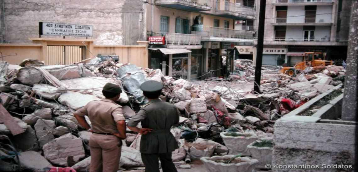 Θεσσαλονίκη 1978. «Επικρατούσε πανικός. Δεν υπήρχε φως, μόνο σκόνη και φωνές». Ο φονικός σεισμός με τους 49 νεκρούς και τους 220 τραυματίες (βίντεο με μαρτυρίες)