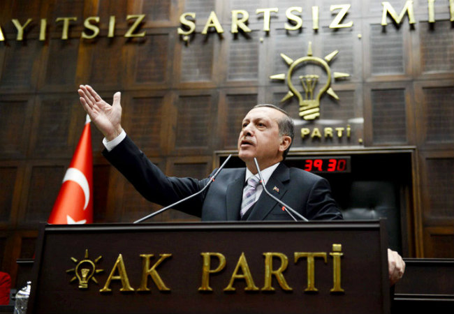 Ερντογάν:  «Θα αναλάβω την προεδρία του AKP μετά την ανακοίνωση αποτελεσμάτων»