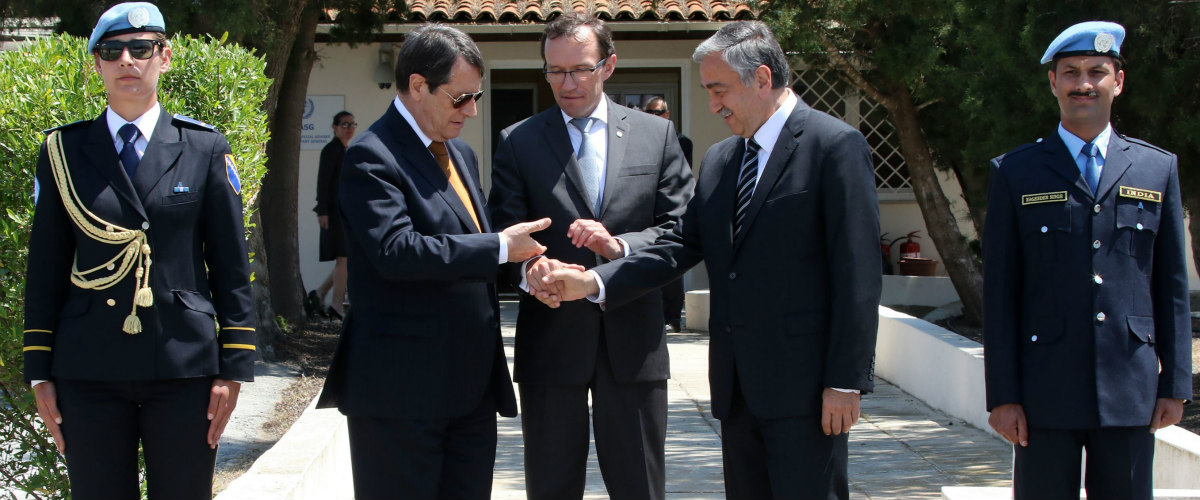 Κρίσιμη συνάντηση Αναστασιάδη και Ακιντζί – Προσπάθεια οι συναντιλήψεις να γίνουν συγκλίσεις