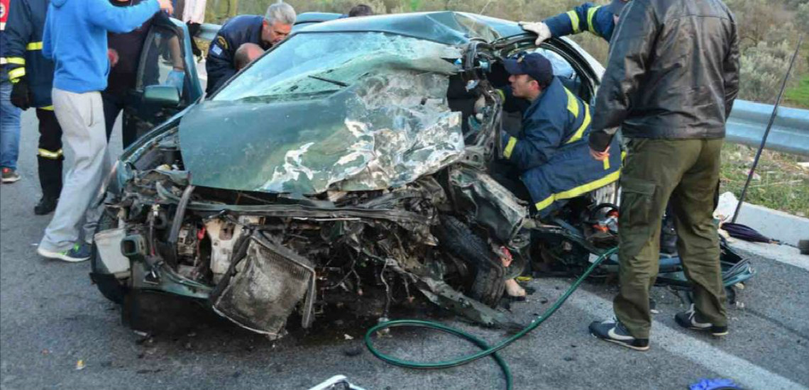 Σοβαρό τροχαίο στη Λάρνακα – Εγκλωβίστηκε στο αυτοκίνητο ο οδηγός