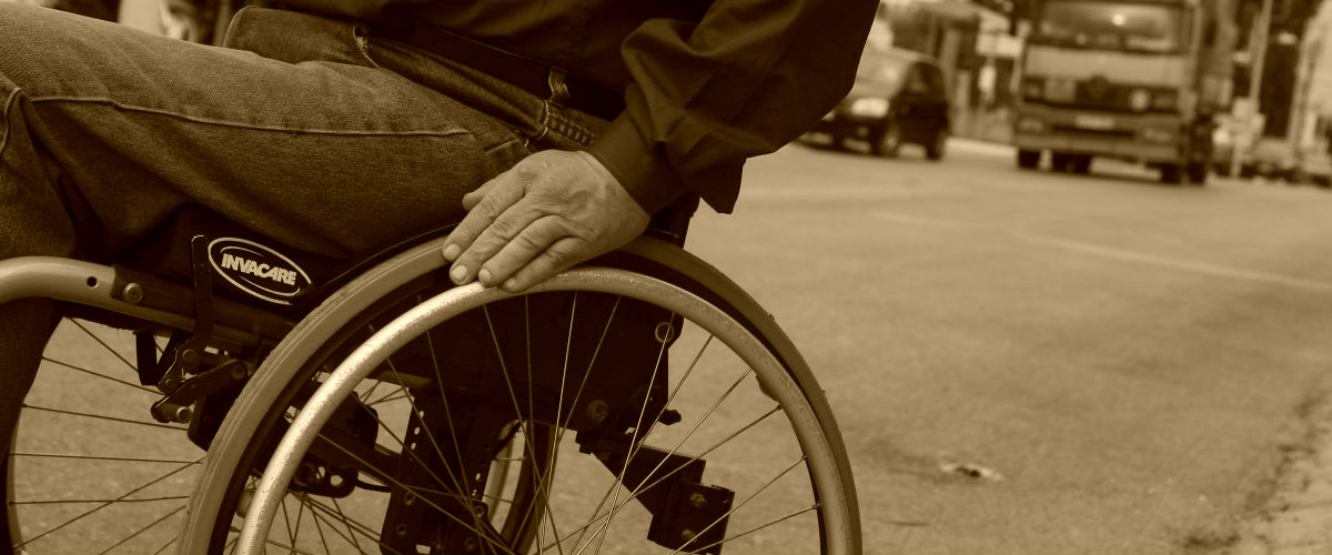 Απίστευτη ταλαιπωρία για άτομα με αναπηρίες - Περιμένουν έξι μήνες για να τους εγκρίνουν ένα επίδομα