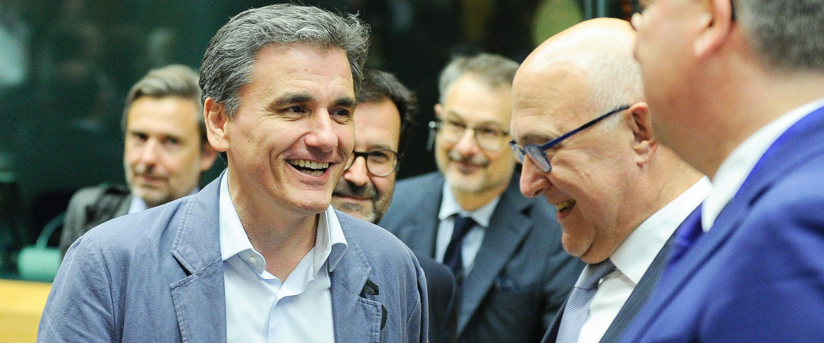 Eurogroup για Ελλάδα: «Η οικονομία θα γυρίσει στην ανάπτυξη κατά το δεύτερο μισό του έτους»
