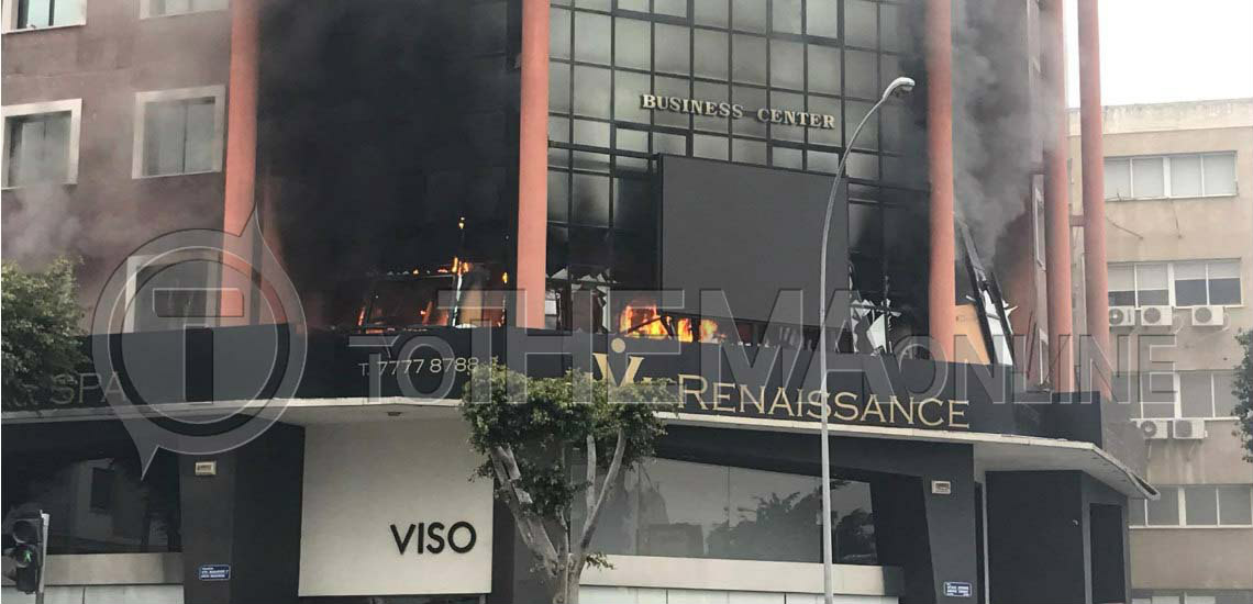 ΛΕΜΕΣΟΣ: Τυλίχθηκε στις φλόγες η επιχείρηση μετά την έκρηξη – Αστυνομία και Πυροσβεστική στη σκηνή - VIDEO