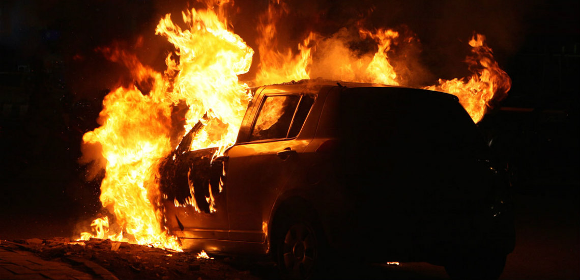 ΖΑΚΑΚΙ: Φωτιά σε αυτοκίνητο γυναίκας έξω από το σπίτι της