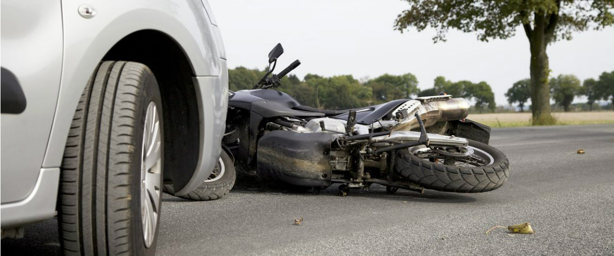 ΣΩΤΗΡΑ: Ηλικιωμένος έκοψε τον δρόμο σε νεαρό μοτοσικλετιστή – Μεταφέρθηκε στο Νοσοκομείο
