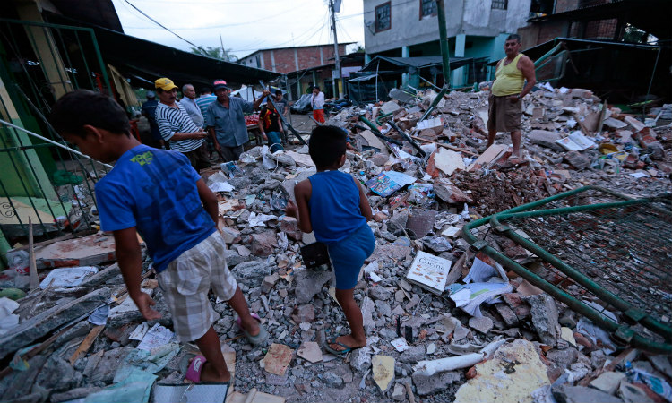 Νέος σεισμός 6,2 βαθμών έπληξε τον Ισημερινό