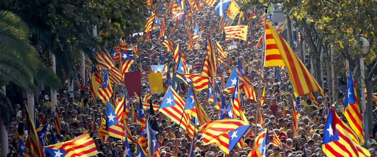 Καταλονία: Κάλπες για ανάδειξη νέας τοπικής κυβέρνησης και στο βάθος ανεξαρτησία