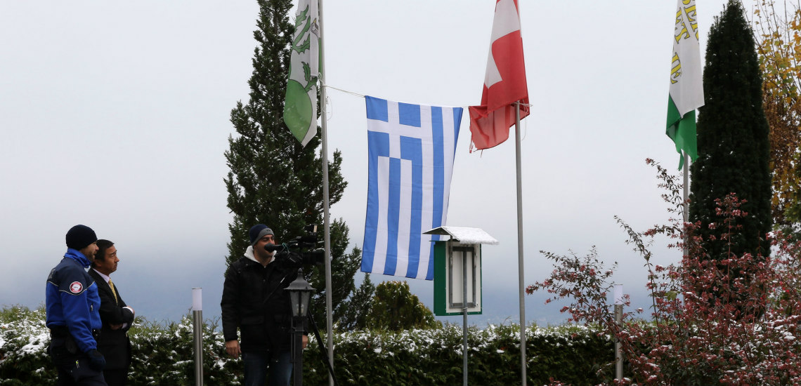 Μοντ Πελεράν: Απίστευτη πρόκληση από την Τουρκική αποστολή! Ενοχλήθηκε με Ελληνική σημαία και ζήτησε να υποσταλεί - VIDEO