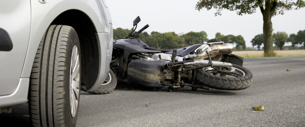 Λάρνακα: Τροχαίο ατύχημα με μοτοσυκλέτα μεγάλου κυβισμού – Στα Επείγοντα οι δυο επιβαίνοντες