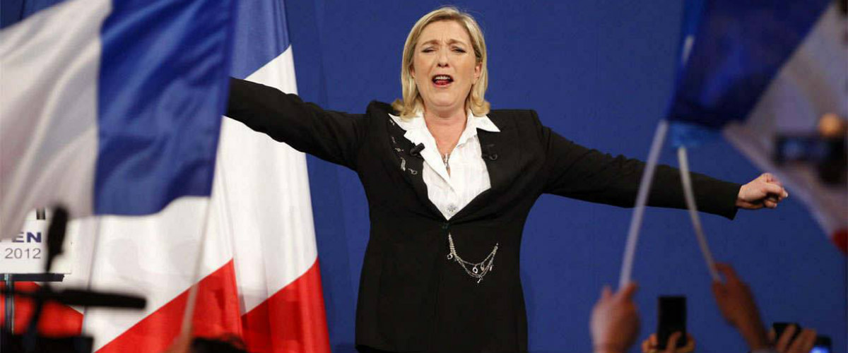 Γαλλία: Πρώτη σε εθνικό επίπεδο η ακροδεξιά της Λεπέν - Αποσύρει υποψηφίους το Σοσιαλιστικό κόμμα