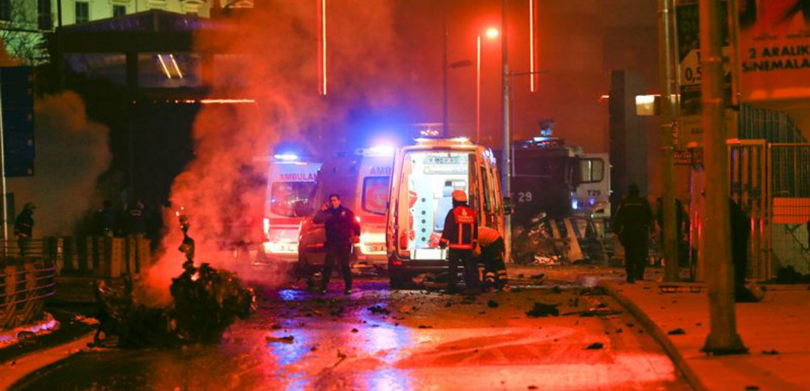 Έκρηξη Κωνσταντινούπολης: Τουλάχιστον 13 νεκροί – «Κόσμος έπεσε κάτω από τα τραπέζια, οι γυναίκες άρχισαν να κλαίνε»