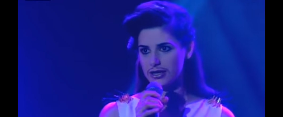 Τhe Χ-Factor: Η Κύπρια «καλλιτεχνάρα» Νωαίνα «έσκισε» με… Prince  (ΒΙΝΤΕΟ)