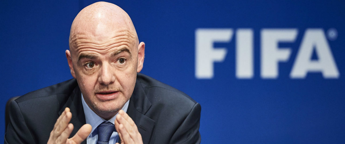 Τα Panama Papers ξεμπροστιάζουν τα σκάνδαλα στην UEFA