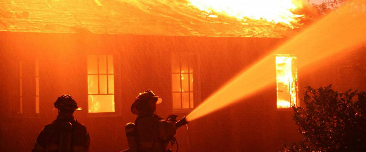 Λάρνακα: Φωτιά ξέσπασε σε εργαστήριο την ώρα που βρισκόταν μέσα ο ιδιοκτήτης – Ποια η κίνηση που του έσωσε την ζωή