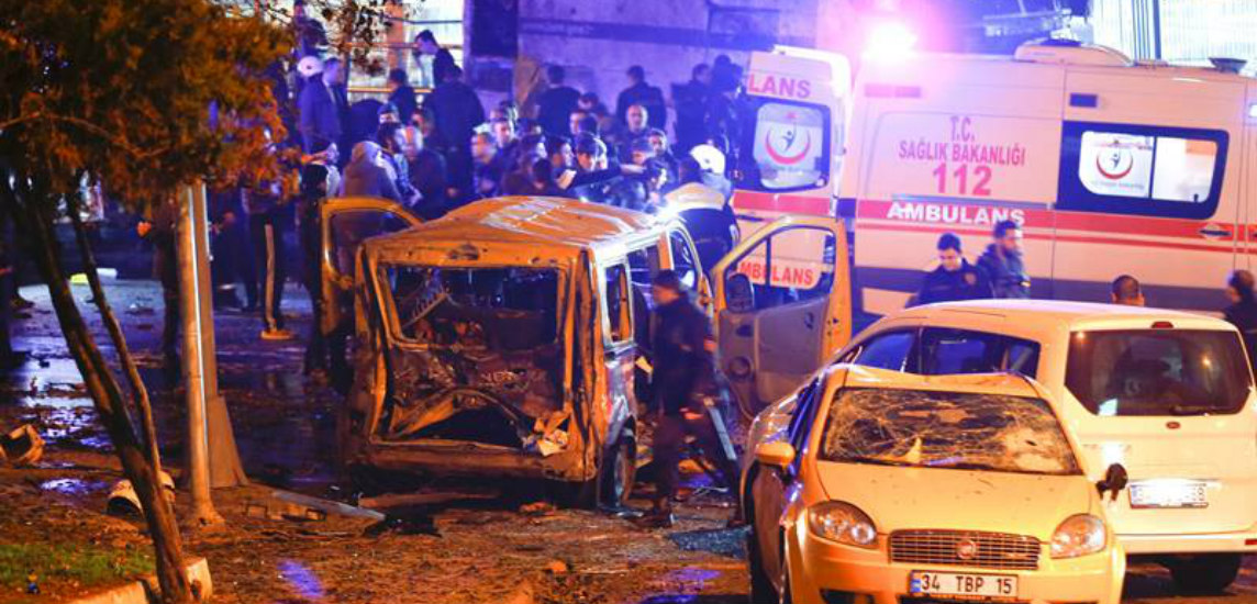 O τρόμος επέστρεψε ξανά στην Τουρκία: 29 νεκροί και εκατοντάδες τραυματίες από τη διπλή επίθεση - ΦΩΤΟ & ΒΙΝΤΕΟ