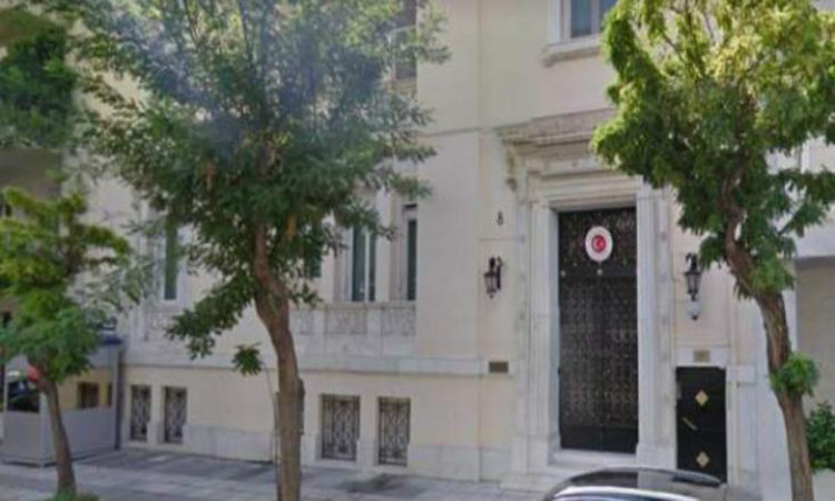 Στόχος επίθεσης η πρεσβεία της Τουρκίας στην Αθήνα