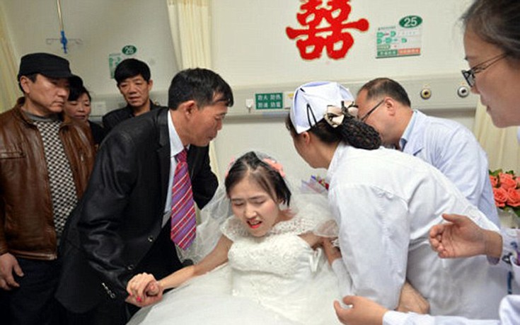 Καρκινοπαθής σε προχωρημένο στάδιο γίνεται νύφη μέσα στο νοσοκομείο