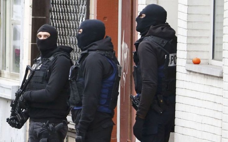 Ταυτοποιήθηκε συνεργός των τρομοκρατών που αιματοκύλησαν το Παρίσι