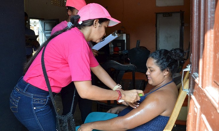 Περισσότερα από 42.700 είναι τα κρούσματα του ιού Ζίκα στην Κολομβία
