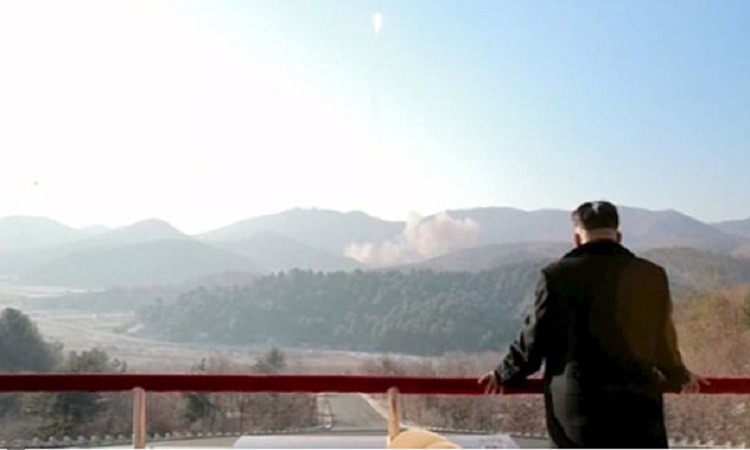 Κλιμακώνεται η ένταση μετά τις σκληρότερες κυρώσεις στη Β. Κορέα