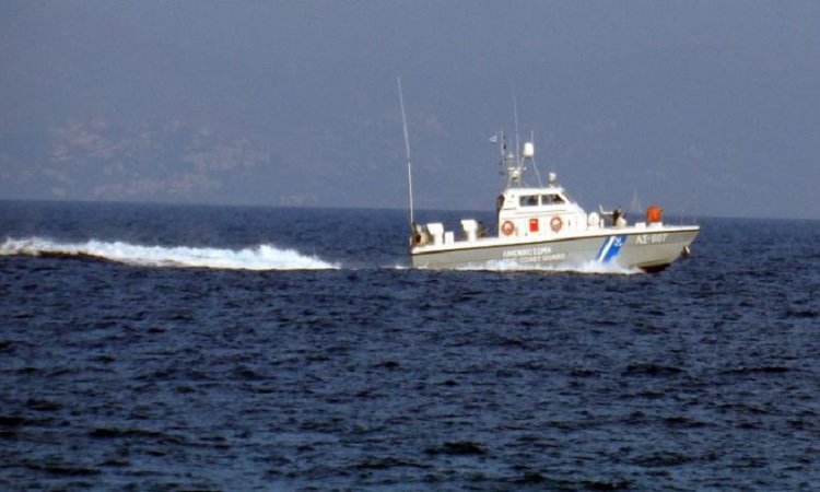 Δέκα νεκροί από το ναυάγιο δουλεμπορικού νότια της Κρήτης
