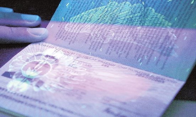 Για πέντε έτη θα ισχύουν τα βιομετρικά διαβατήρια