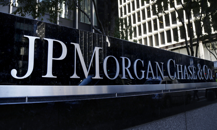 Αυξάνει τις αγορές δανείων από τράπεζες η JPMorgan Chase